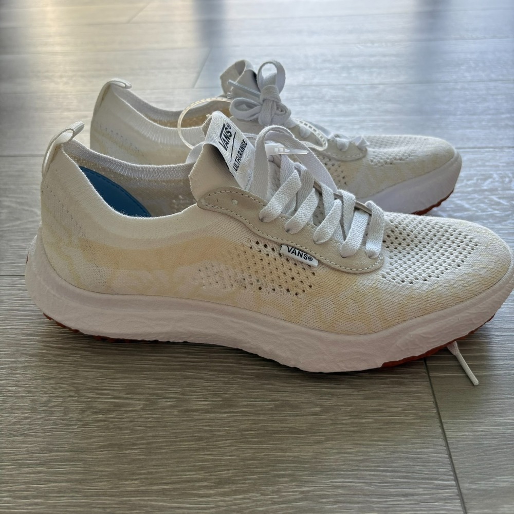 NWT Vans‎ UltraRange VR3 True White Low Top Sneaker Shoes Size M7 / W8.5